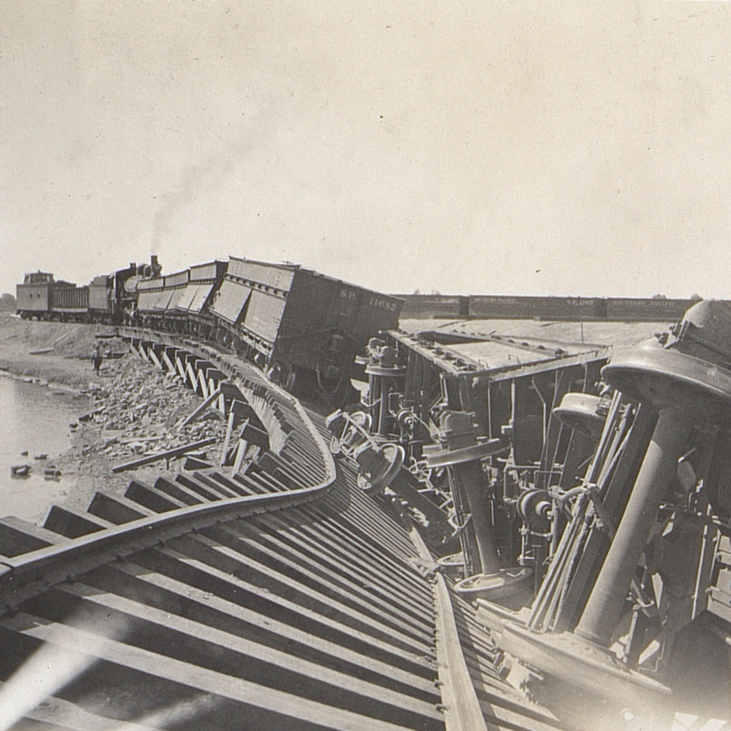 Oct 1906 - Train Wreak after Collapse of Trestle - High Resolution ...